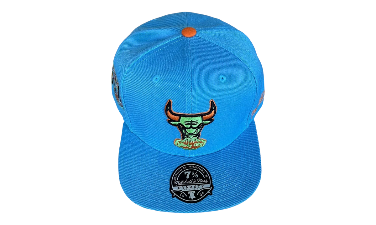 NBA Hardwood Classics Mystery Van Fitted Cap "Chicago Bulls - Blue" 6HSFSH21338 CBUBLUE