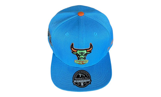 NBA Hardwood Classics Mystery Van Fitted Cap "Chicago Bulls - Blue" 6HSFSH21338 CBUBLUE