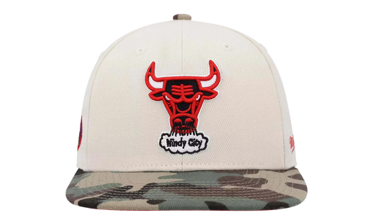 NBA Hardwood Classics Fitted Cap "Chicago Bulls - Off White" 6HSFMM21099 CBUOFWH