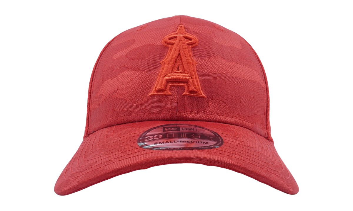 39THIRTY Los Angeles Angels Tonal Camo Stretch Fit Hat "Red Camo" NE757