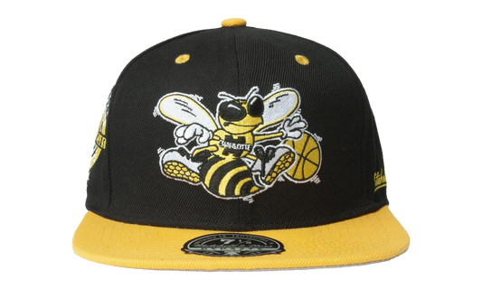 NBA Hardwood Classics Yellow Toe Fitted Cap "Charlotte Hornets - Black / Yellow" 6HSFSH21501 CHOBKYW
