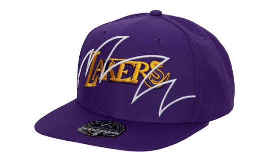 NBA Hardwood Classics Shark Bite Fitted Cap "Los Angeles Lakers - Purple" HHSF3477 LALYYPPPPURP