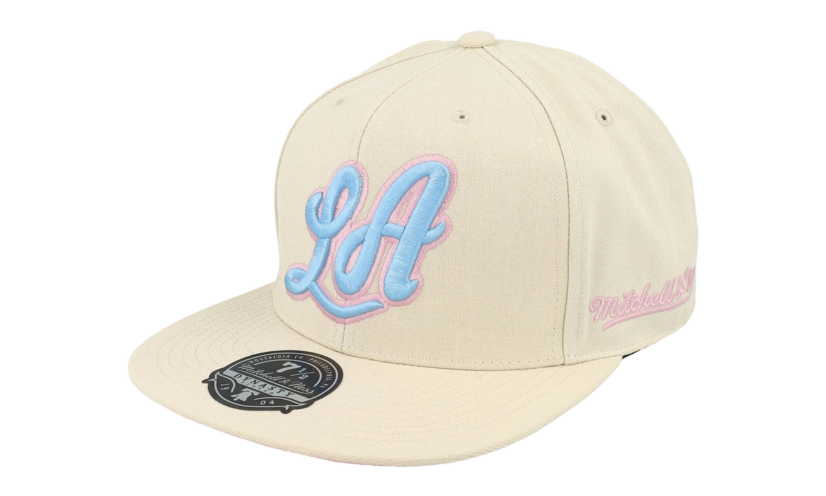 NBA Hardwood Classics Fitted Cap "Los Angeles Lakers - Off White" 6HSFSH21247 LALOFWH