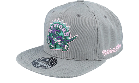 NBA Hardwood Classics From Dusk Fitted Cap "Toronto Raptors - Dark Grey" 6HSFSH21422 TRADKGY