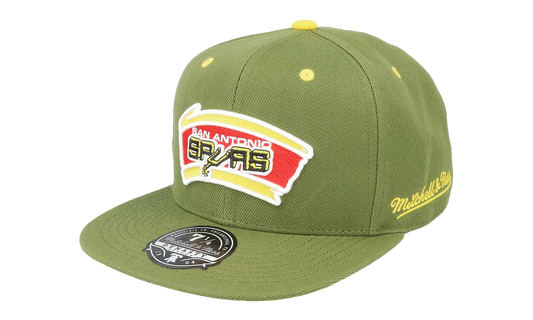 NBA Hardwood Classics Fitted Cap "San Antonio Spurs - Olive" 6HSFSH21249 SASOLIV