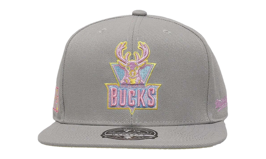 NBA Hardwood Classics Til Dawn Fitted Cap "Milwaukee Bucks - Grey" 6HSFSH21423 MBUGREY